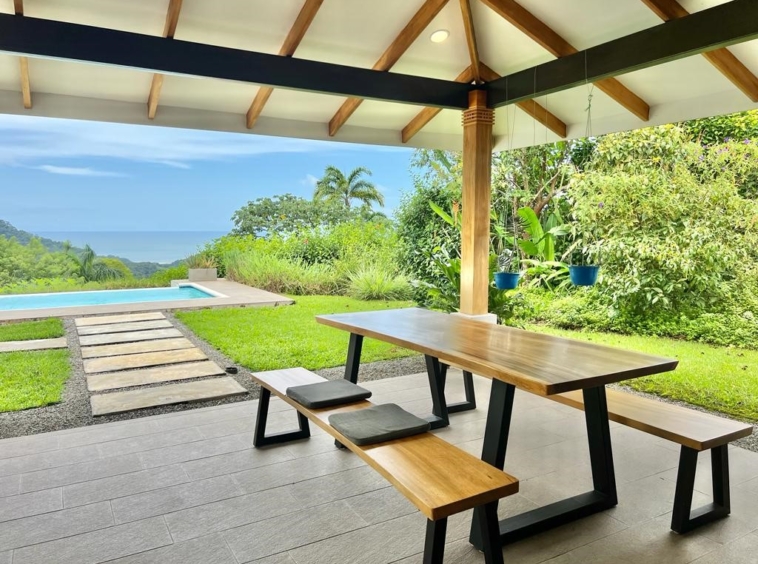 View of 3,000 Sq.Ft. Luxury Off-Grid Living - YouTube
